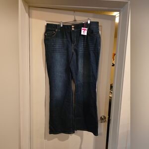 Lanr Bryant Dark Wash Bootcut Jeans